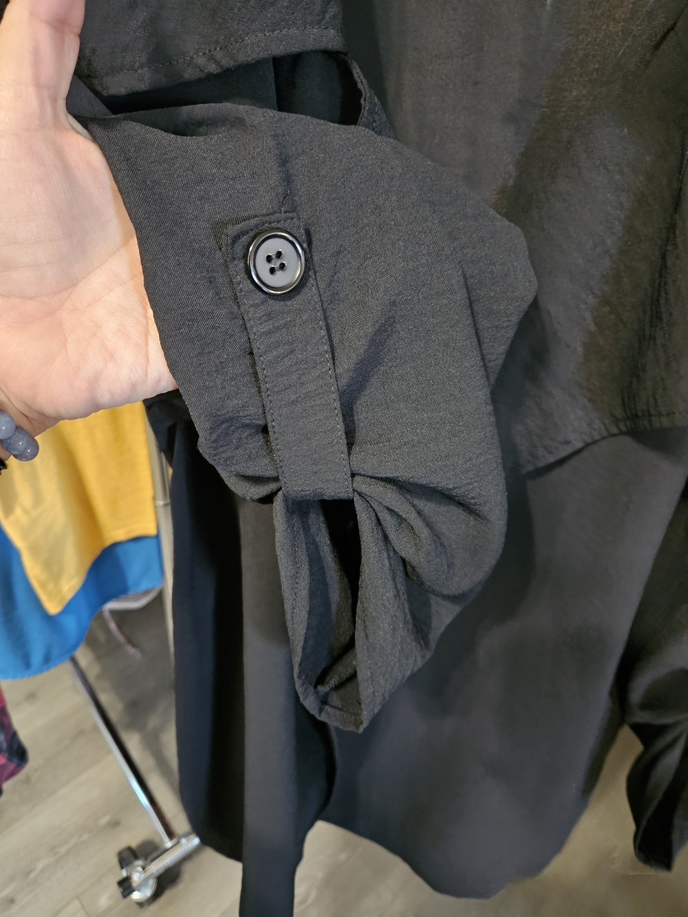 Black Draped Open-Front top - Picture 4 of 5